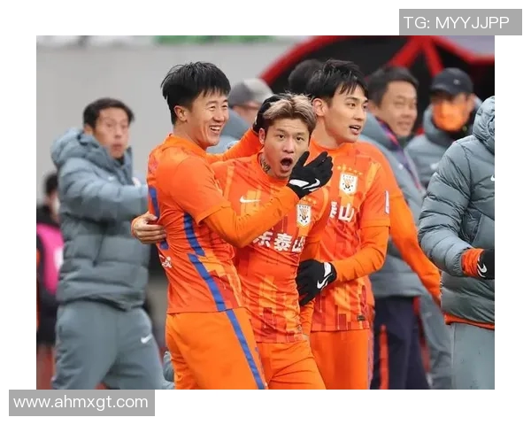 中国与韩国激战正酣于大宝精彩进球助力球队逆转局势