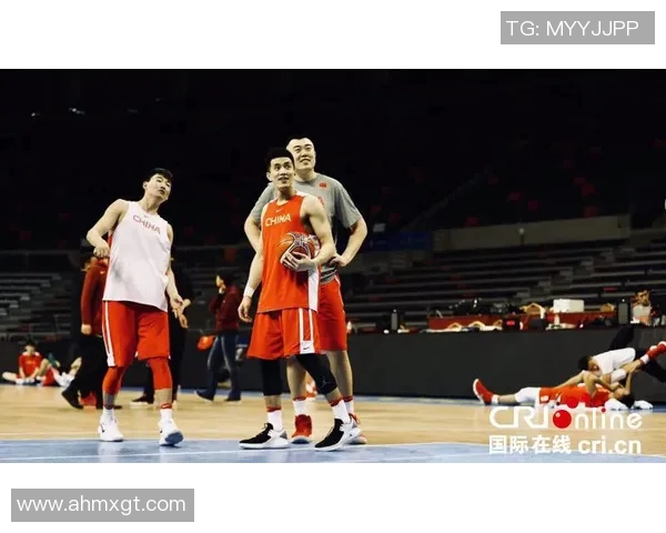 中国红队篮球迎战新西兰队全力争胜展现实力与团队精神